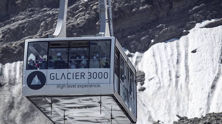 La panne du téléphérique de Glacier 3000 aux Diablerets (VD) a été réparée. L'installation sera de nouveau en fonction dès samedi 09h00 (archives).