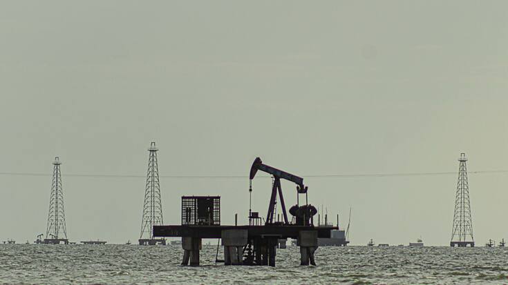 La soif de pétrole intervient dans un contexte de tensions sur les marchés, alors que l'offre mondiale de pétrole a chuté de 910'000 barils par jour. (archives)