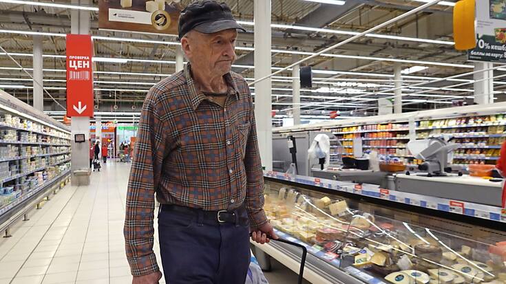 En Russie, le second trimestre a surtout été marqué par le retour de l'inflation, lié à l'affaiblissement continu du rouble, sur fond de baisse importante des revenus liés à la vente d'hydrocarbures. (archives)