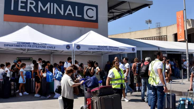 L'aéroport de Catane a annoncé lundi suspendre toutes les opérations de vol jusqu'à 20h00 (image d'illustration).