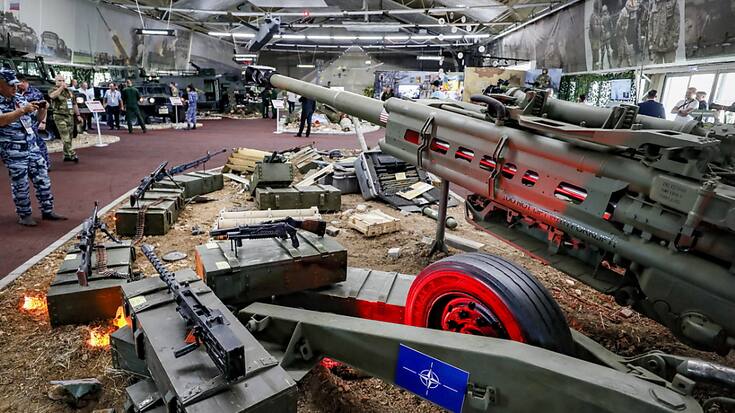 L'obusier américain M777 figure parmi les "trophées" saisis par l'armée russe en Ukraine et exposés lors du Forum militaro-technique international Armée-2023 qui s'est tenu au Patriot Park de Kubinka.