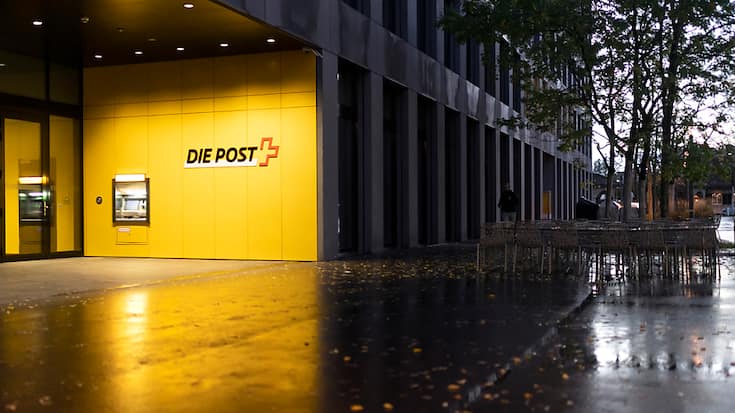 Postfinance a fait face à des charges plus importantes au premier semestre (archives).