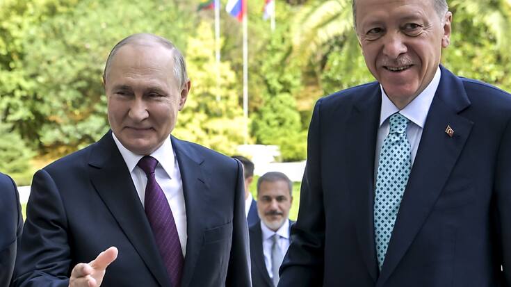 Les présidents russe Vladimir Poutine et turc Recep Tayyip Erdogan lors de leur rencontre lundi à Sotchi.