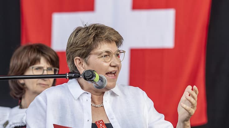 Les Suisses pourront suivre les apparitions publiques de la cheffe de la défense sur Instagram (archives).