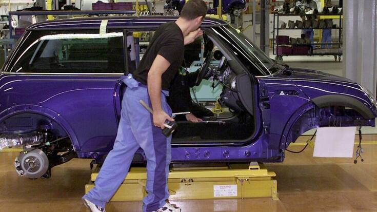 La transformation de l'usine Mini d'Oxford, dont les contours doivent encore être détaillés par BMW, portera à 6 milliards de livres les investissements du secteur ces deux dernières années, selon les autorités britanniques. (archives)