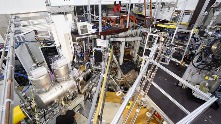 Depuis la création du Centre de recherche en physique des plasmas en 1961 et la mise en service du Tokamak à configuration variable (TCV) dès 1992, l'Ecole polytechnique fédérale de Lausanne (EPFL) s'est constituée en acteur majeur de ce domaine.