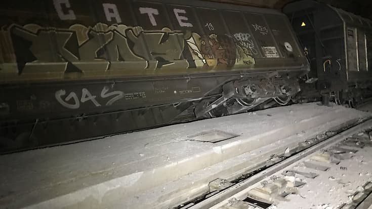 Le déraillement du Gothard a provoqué des dégâts considérables aux infrastructures.