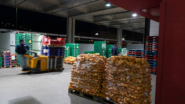 Le commerce de gros a refroidi le secteur des services en juillet- (archive)