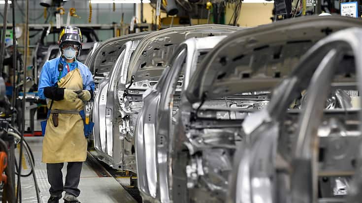 La production industrielle a légèrement reculé en août au Japon, contrairement à l'évolution stable annoncée lors d'une première estimation. Les expéditions se sont contrctées de 0,3% sur un mois et les stocks ont diminué de 1,3%. (archives)