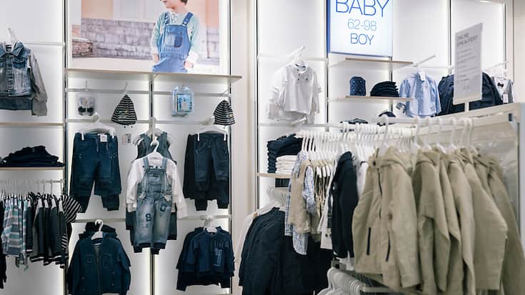 Comparés au mois précédent, les prix ont par contre augmenté de 0,1%, après un repli de 0,1% en septembre, les vêtements et chaussures coûtant plus cher (archives).