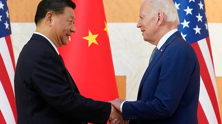 La dernière rencontre entre Xi Jinping (à gauche sur le cliché) et Joe Biden a eu lieu en novembre 2022 à Bali, en marge d'un sommet du G20 (archives).