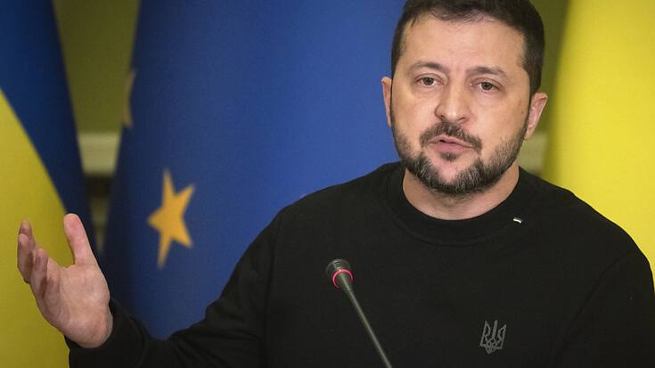 Le président ukrainien Volodymyr Zelensky a affirmé dimanche que son pays est en train de renforcer ses défenses pour protéger les infrastructures clés, notamment énergétiques, en vue de l'hiver (Archives).