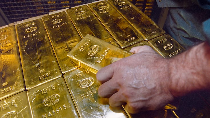 Les cambistes ont commencé à se tourner vers l'or après que le patron de la Fed a déclaré vendredi que les taux avaient "atteint un niveau suffisamment restrictif" (archives).