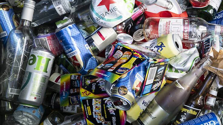 Le Parlement a décidé de punir d'une amende quiconque jette des déchets sur la voie publique (image d'illustration).