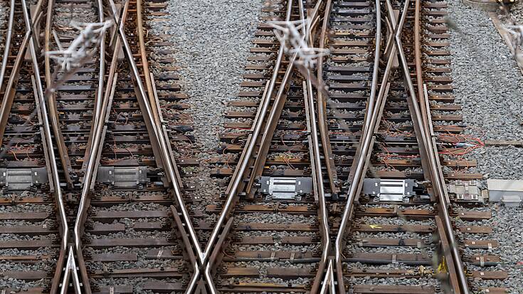 La ligne Berne-Fribourg a été interrompue jeudi matin en raison d'un déraillement. (Image symbolique)