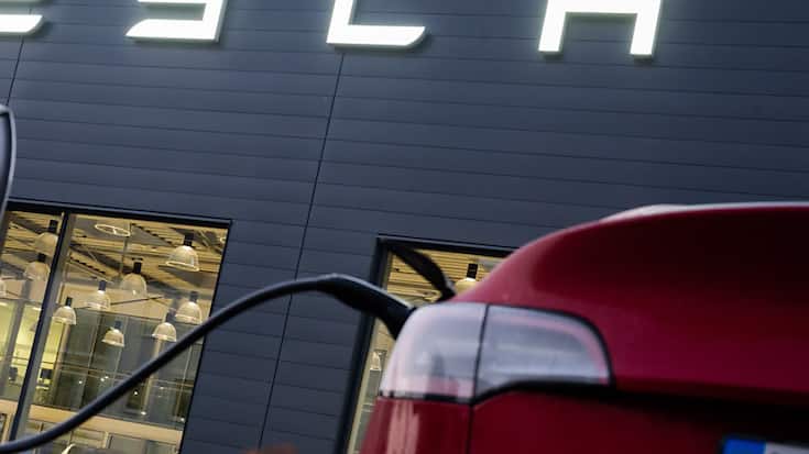 La progression de l'électrique a été beaucoup plus modérée, avec une hausse de 11% en 2023, contre plus d'un tiers l'année précédente (archives).