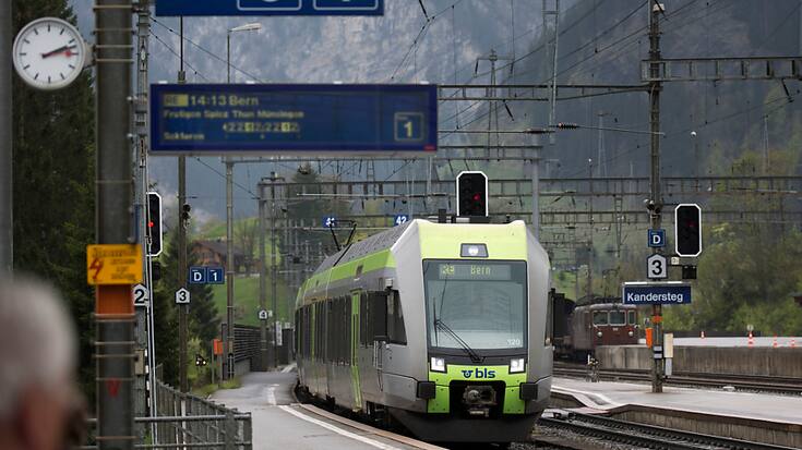 La ligne entre Frutigen BE et Viège VS est interrompue depuis lundi matin en raison d'une panne de poste d'aiguillage. (Photo d'archives)