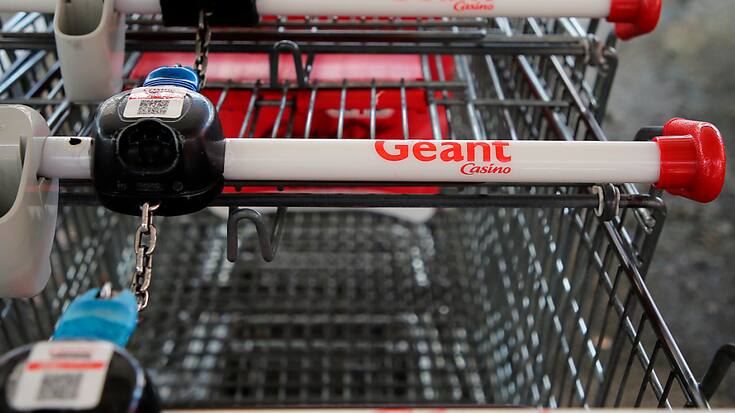 Le plan prévoit aussi un fort écrasement de la dette, autour de 5 milliards d'euros, lésant les créanciers du groupe. (AP Photo/Bob Edme)