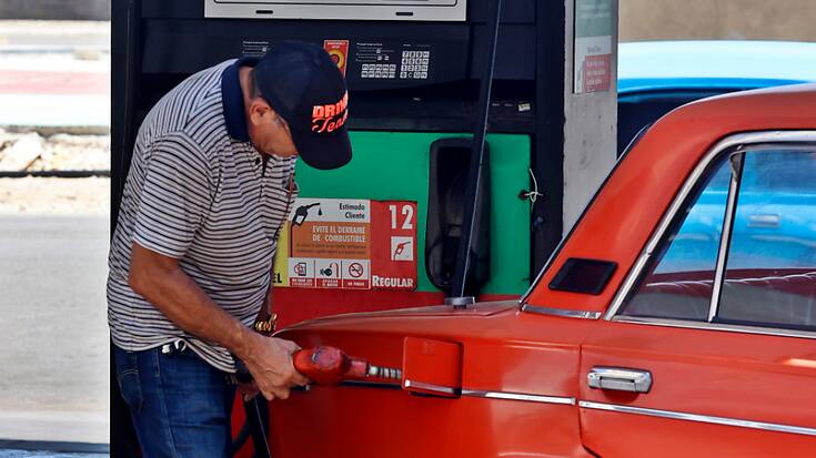 Le gouvernement cubain avait affirmé en décembre qu'il ne pouvait pas continuer à vendre du carburant à des prix "subventionnés" (image d'illustration).