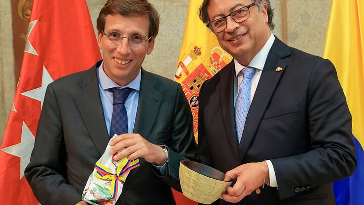 Le président colombien Gustavo Petro (à droite) a dû renoncer à se rendre dans la station grisonne (archives).