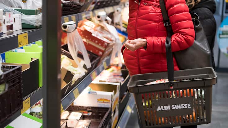 Pour le mois de janvier, les économistes interrogés par l'agence AWP anticipaient une poussée entre 1,5% et 2,2%. (KEYSTONE/Laurent Gillieron)