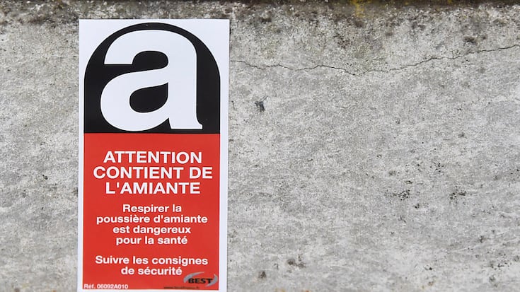 Utilisée longtemps dans les matériaux de construction, l'amiante est interdite en Suisse depuis 1989 (archives).