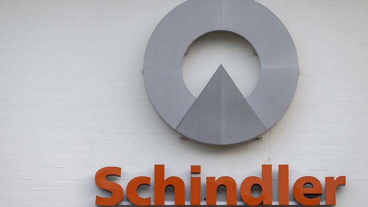 Le jubilée du 150ème anniversaire de la multinationale zurichoise se traduit pour ses actionnaires par un dividende additionnel de un franc, en plus d'une rémunération ordinaire stable de 4 francs par bon de participation. (KEYSTONE / URS FLUEELER)