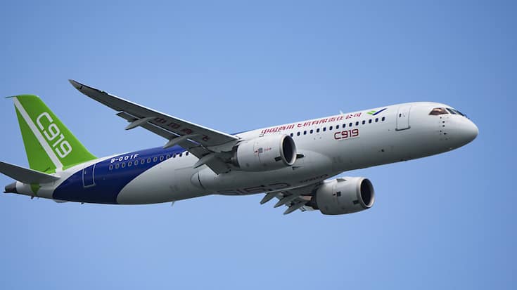 Avec son C919, Pékin souhaiterait chambouler un secteur dominé depuis des décennies par les grands constructeurs aéronautiques Airbus et Boeing, tout en réduisant sa dépendance à l'égard des technologies étrangères (archives).