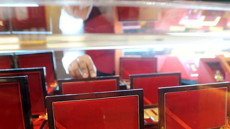 Sur le réseau social Xiaohongshu, équivalent chinois d'Instagram, beaucoup de jeunes s'échangent des bons plans. (AP Photo)