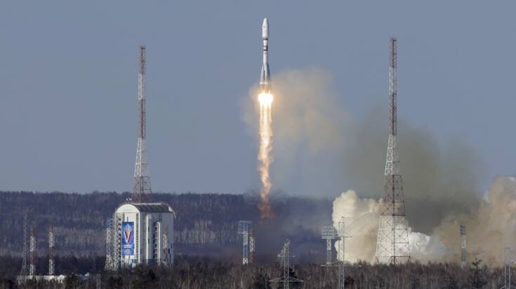 Le satellite a été lancé depuis la base de lancement russe de Vostotchny.