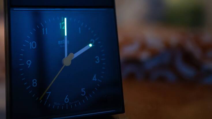 A 02h00, dans la nuit de samedi à dimanche, il faudra avancer son réveil à 03h00.