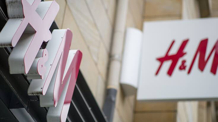 Le groupe suédois est le numéro deux mondial de l'habillement derrière le groupe espagnol Inditex, propriétaire de Zara.