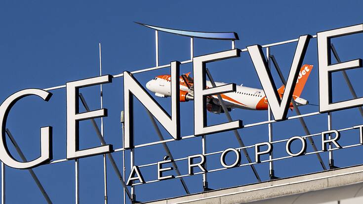 Les passagers pourront bientôt embarquer eux-mêmes, annonce lundi l'aéroport de Genève. (image symbolique)