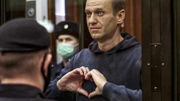 Des mémoires posthumes d'Alexeï Navalny seront publiés en octobre, selon l'éditeur américain Knopf. La vie de l'opposant mais aussi son combat "contre la dictature" seront au centre de l'ouvrage, a déclaré l'épouse de celui qui est mort en prison en Russie en février.