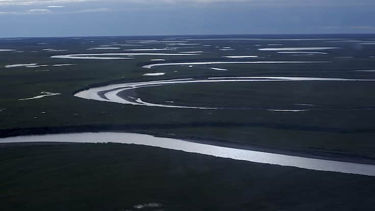 La zone en question fait partie de ce qui est appelé la réserve nationale de pétrole, dans le nord-ouest de l'Alaska. La mesure permet d'interdire l'attribution future de nouveau bail d'exploitation sur des millions d'hectares.
