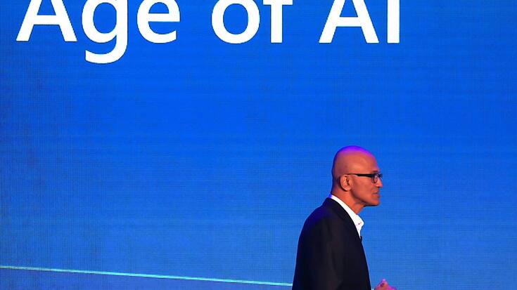 La Commission européenne a menacé Bing (groupe Microsoft), ici son patron Satya Nadella, de sanctions financières faute de réponses à ses demandes de renseignements sur les risques de désinformation liés aux fonctions d'intelligence artificielle du moteur de recherche.