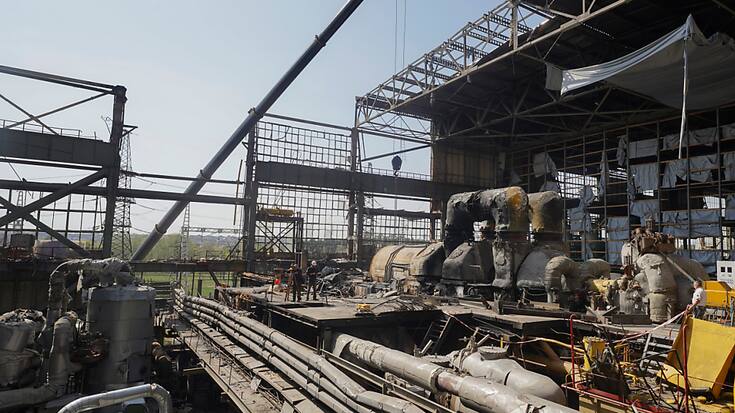 En plus de deux ans de guerre, les forces russes ont multiplié les attaques aériennes sur les infrastructures énergétiques ukrainiennes, provoquant des coupures et restrictions de courant ainsi que des dommages significatifs.