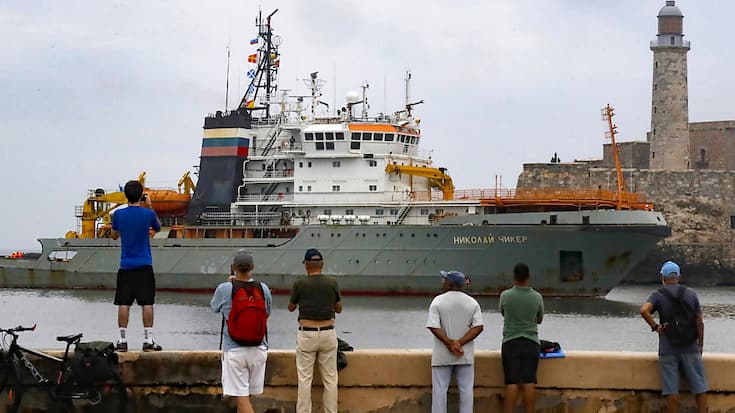 Quatre navires de guerre russes font escale à Cuba.
