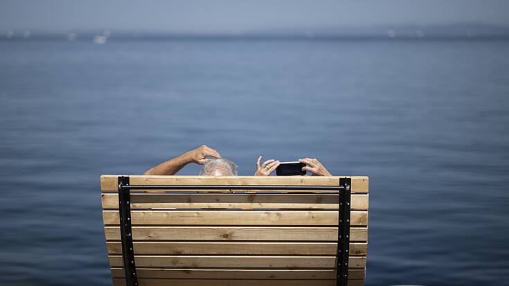 Se détendre au bord du lac de Constance risque d'être difficile ces prochains temps : selon des experts allemands, il y a une invasion de moustiques. (photo d'archives)
