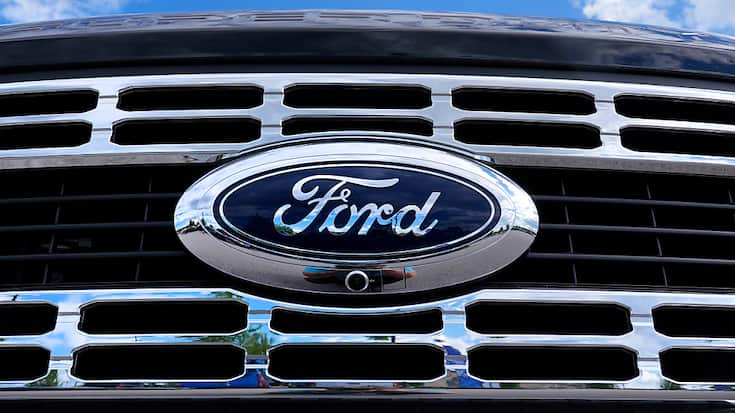 Ford explique sa stratégie par la volonté de se concentrer sur les véhicules "à un prix moins élevé et avec une meilleure autonomie". (AP Photo/Charles Krupa, File)