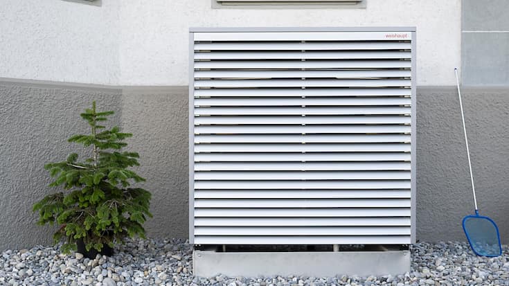 La plus grande partie des subventions, 216  millions de francs, a été allouée à des installations techniques du bâtiment (+55% par rapport à l'année précédente). 26'560  chauffages au mazout, au gaz ou à l'électricité (2022: 17'000) ont été remplacés, dont 87% par des pompes à chaleur.