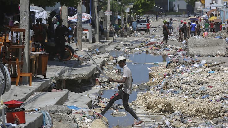 Une vingtaine de personnes ont été tuées samedi, et une quarantaine d'autres blessées dans l'explosion d'un camion en Haïti.