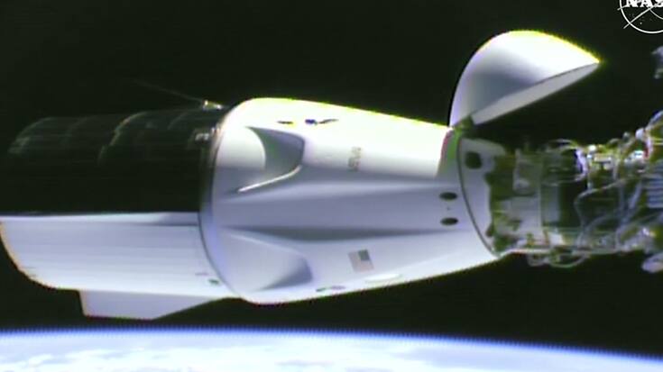 La capsule Dragon s'est amarrée à l'ISS dimanche.