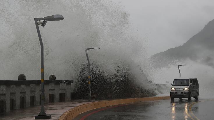 Le typhon Krathon devrait toucher terre jeudi matin près de Kaohsiung ou de Tainan, dans le sud-ouest de Taïwan.
