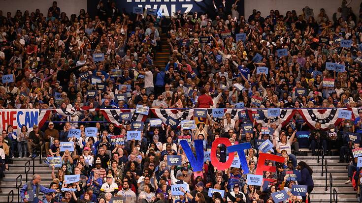 L'ancien président des Etats-Unis Barack Obama s'est exprimé à Pittsburgh, berceau de l'acier américain et Etat clé pour la présidentielle.