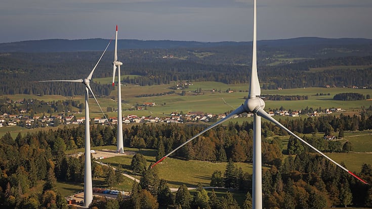 La commission compétente du Conseil des Etats est favorable à une procédure concentrée d'approbation pour des installations solaires et éoliennes (archives).