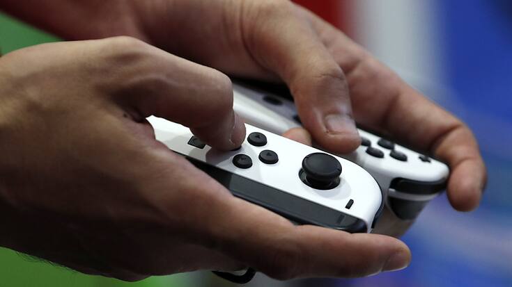 La planète jeu vidéo continue à guetter les moindres indices et rumeurs sur la console qui succèdera à la Switch, Nintendo ayant seulement révélé en mai qu'une annonce serait faite à ce sujet d'ici fin mars prochain. (archives)
