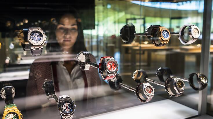Les ventes de montres suisses se sont effondrées en Chine au mois d'octobre, alors qu'elles ont décollé au Japon et aux Etats-Unis. (archives)
