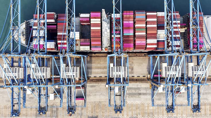 Les exportations suisses souffrent du ralentissement de la demande internationale et de la force du franc.