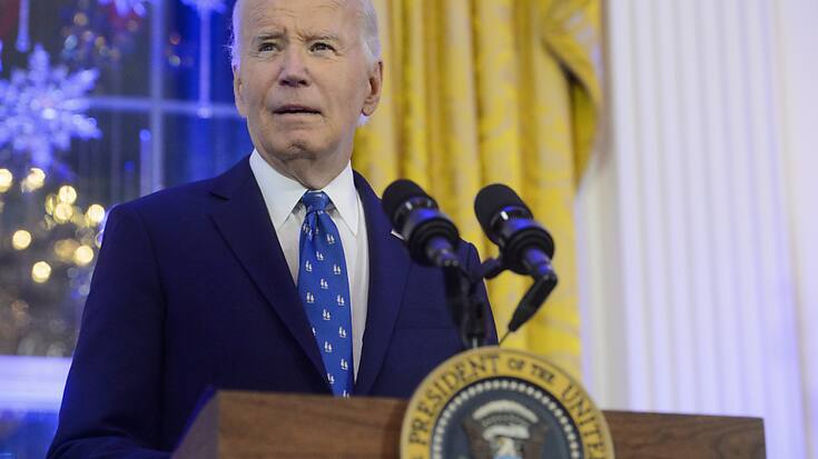 Face au risque que Donald Trump fasse fi de cette feuille de route, l'émissaire climat de Joe Biden, John Podesta, a assuré dans un échange avec des journalistes être confiant dans la capacité du secteur privé et des autorités locales à "faire avancer les choses".